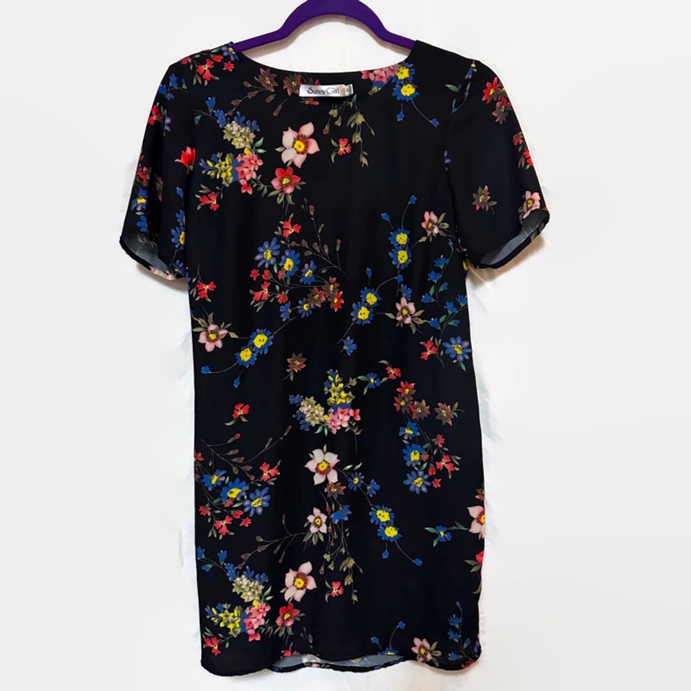 Sunny Girl Floral Shift Dress
